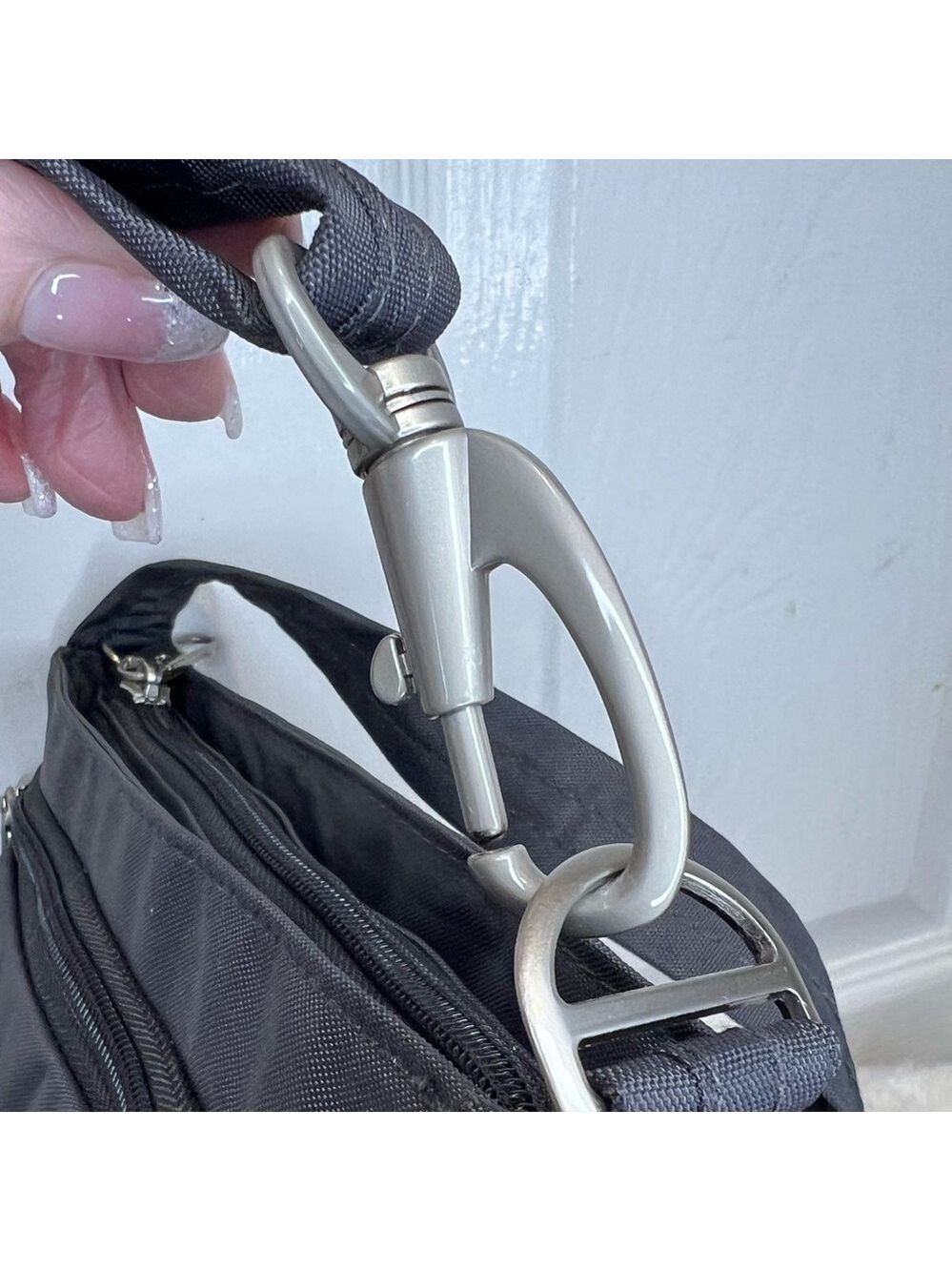 MAGELLAN’S VAULTPRO SECURITY SYSTEM BAG - Picture 7 of 15